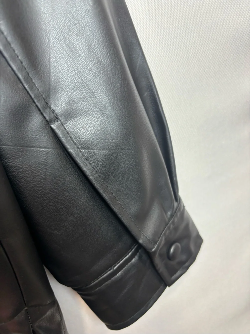 Zara snap black